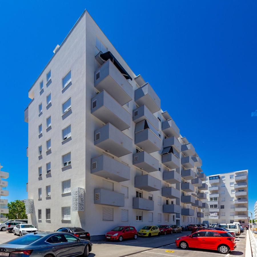 Campanula Apartment With Balcony Zadar Extérieur photo